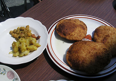 �{��C���h�̃}���ƃW���K�C���̃J���[�ƃv�[���[